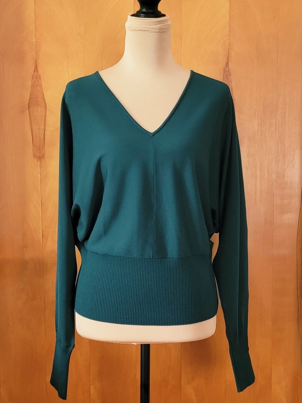 EXPRESS Teal Green Ribbed Waist Dolman Batwing Sleeve V-Neck Sweater - Size M